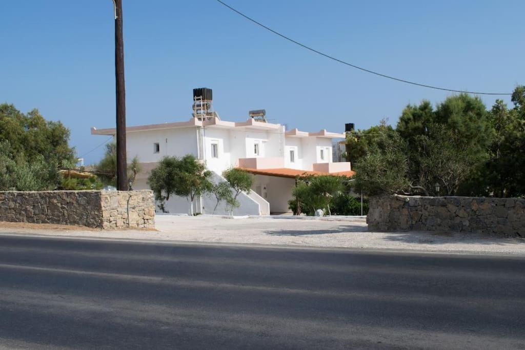 Lazaros & Pagona Houses 2 إرابيترا المظهر الخارجي الصورة
